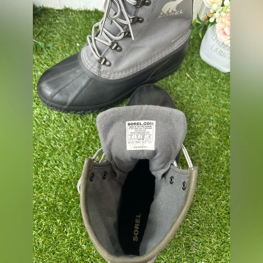 Sorel Cheyanne II Short Waterproof Boot -Quarry Black and Gray Canvas Boots Sz 9